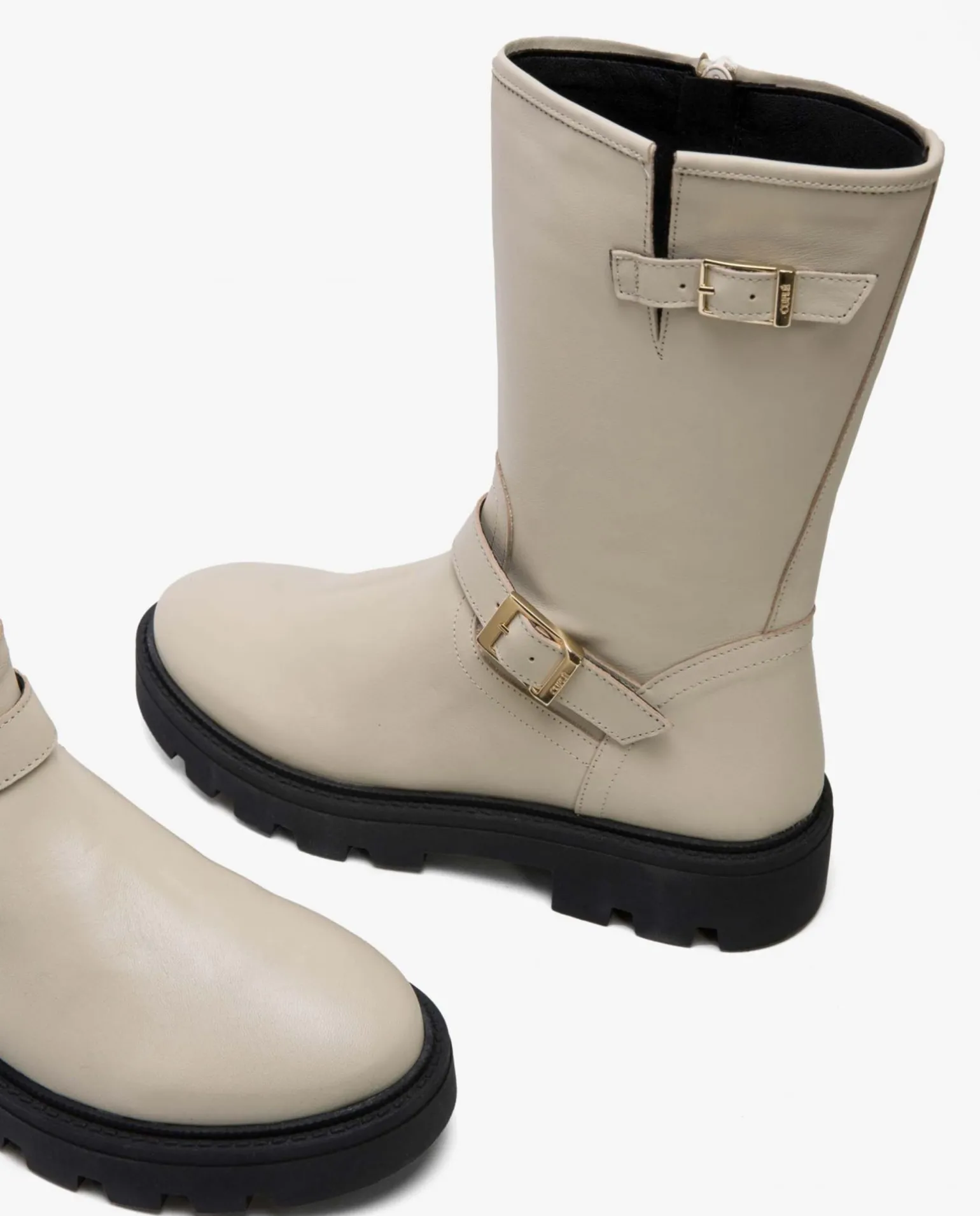 Bota Motera Napa Beig