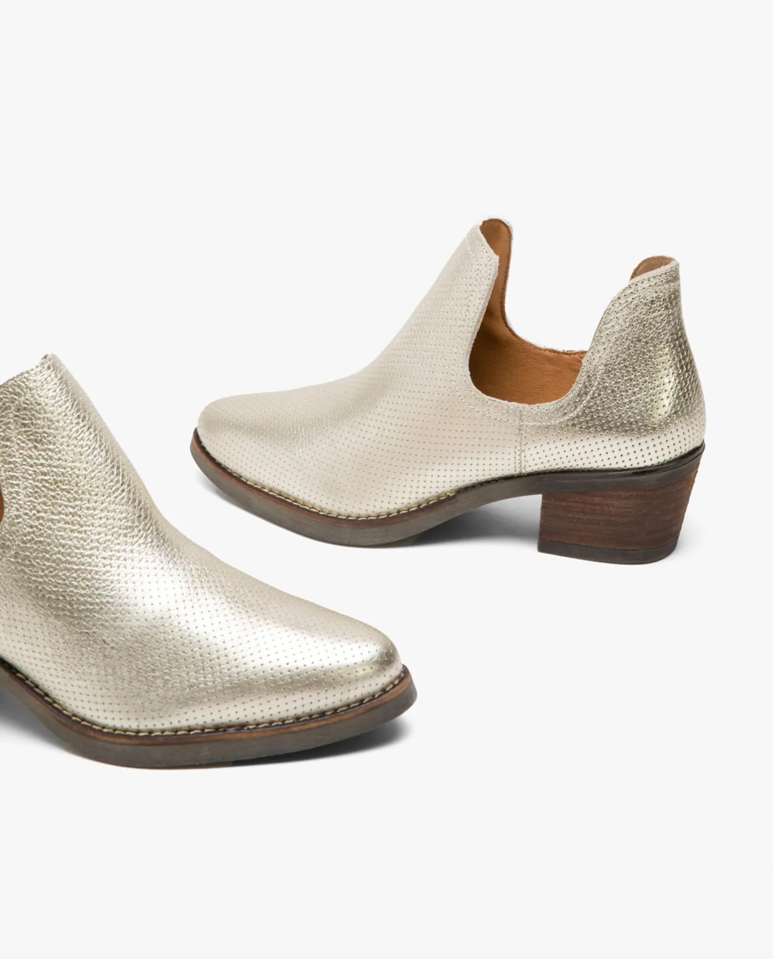 Botin Abertura Piel Metalizado