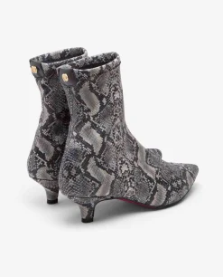 Botin Licra Tacón Bajo Serpiente Gris