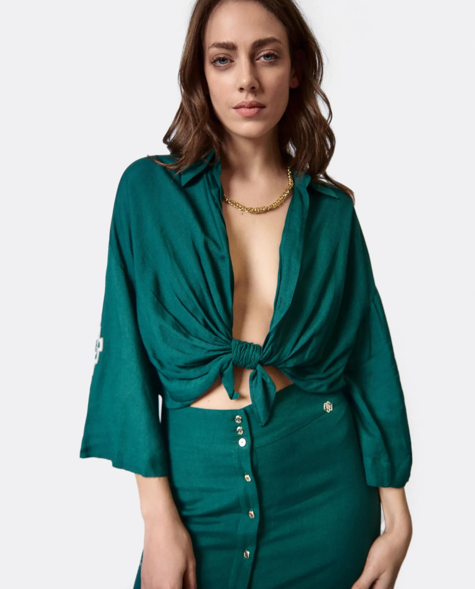 Camisa Con Nudo Lino Verde