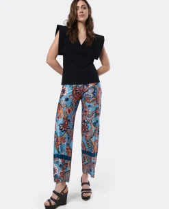 Camiseta Geometrica Punto Negro