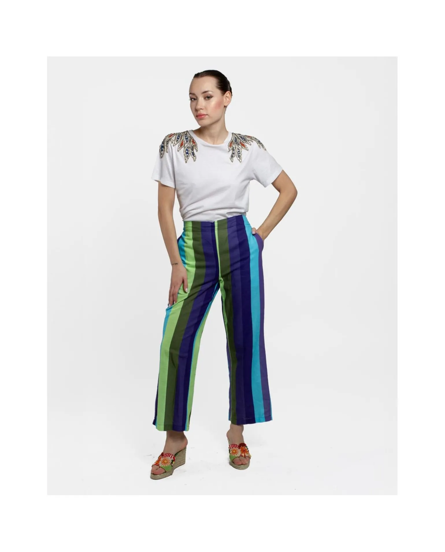 Camiseta Hombros Bordados Punto Blanco