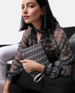 Cartera Ultrasuede Monogram