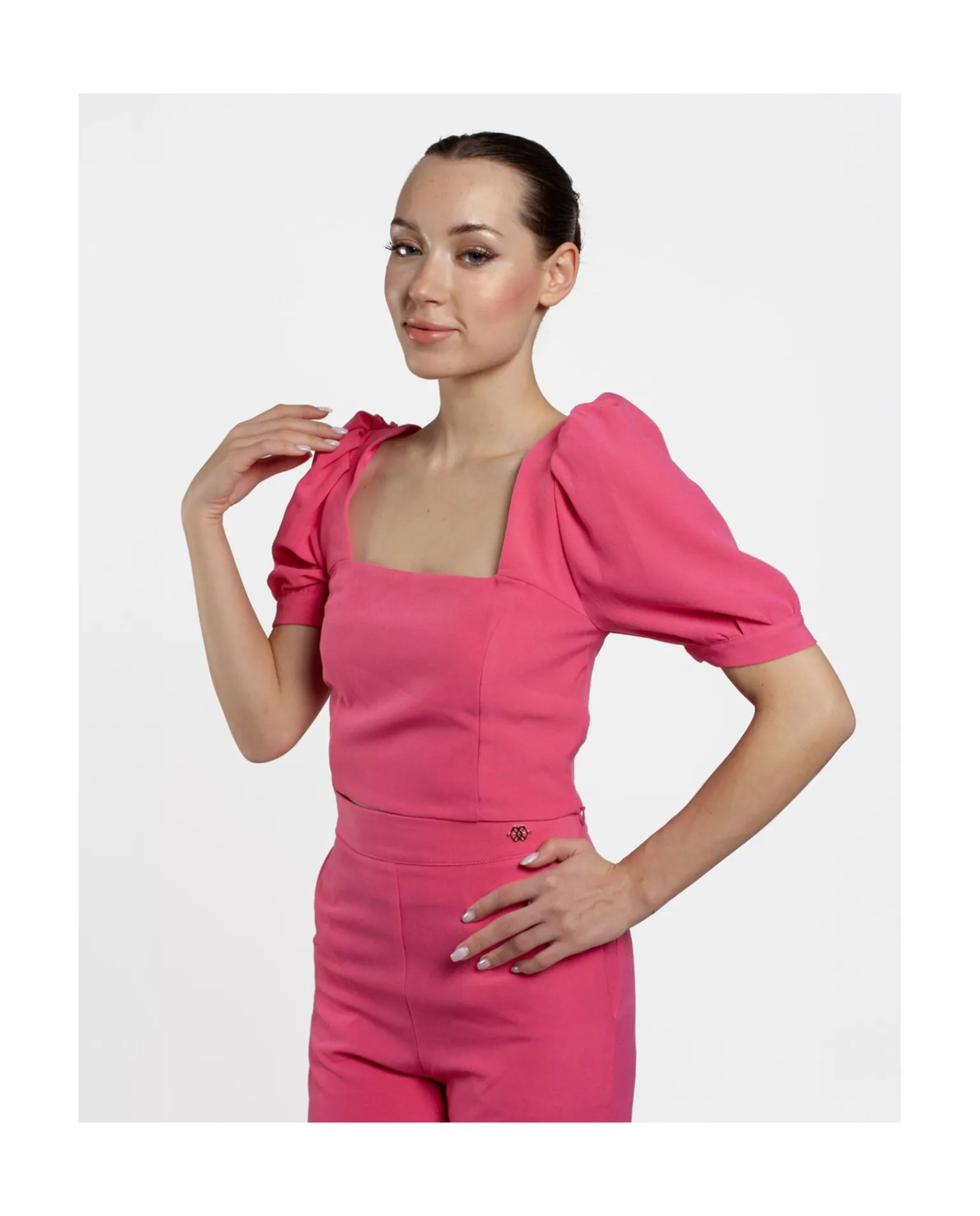 Crop Top Mangas Abullonadas Crep Fucsia