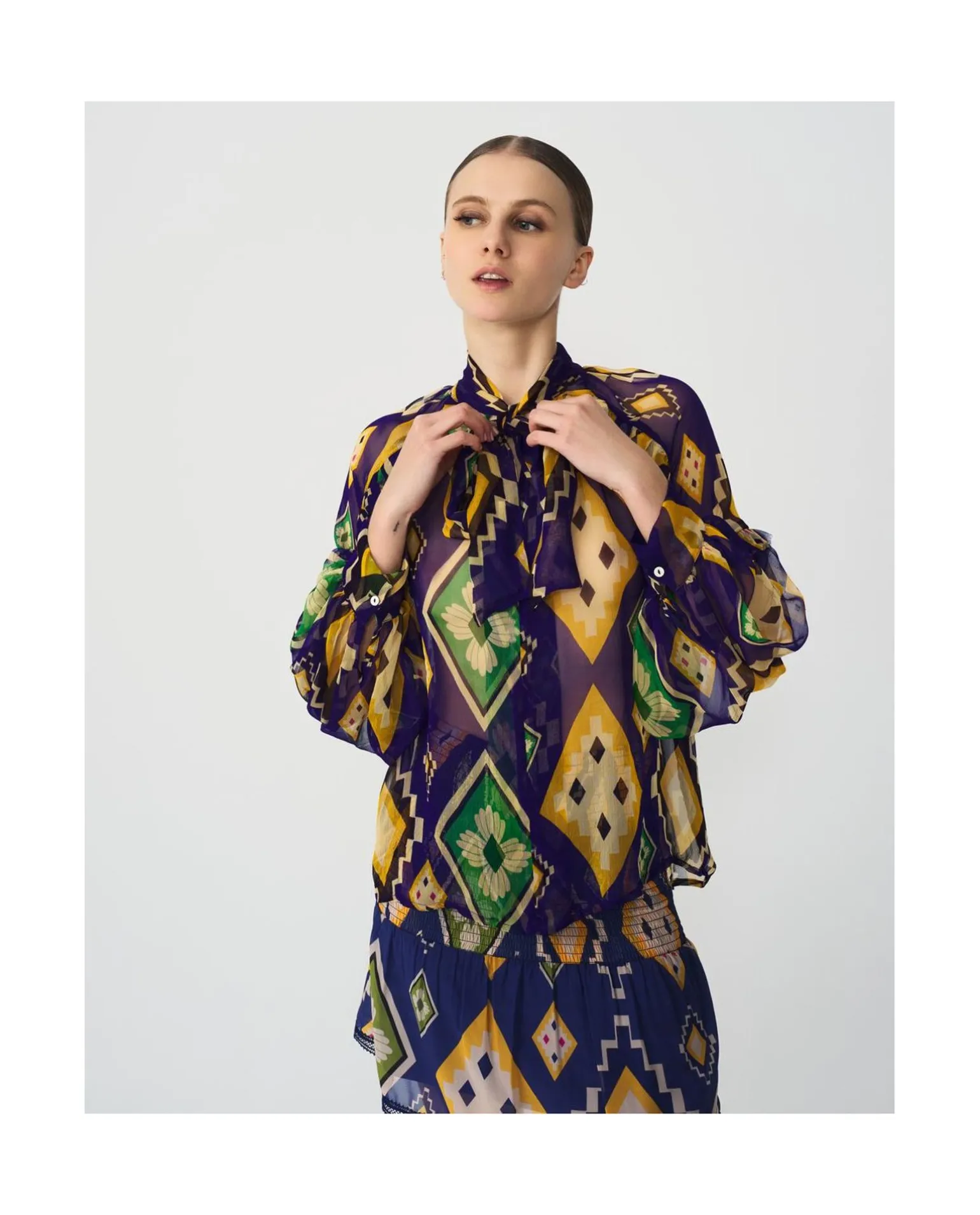 Maxiblusa Romantica Gasa Geometrico Azul