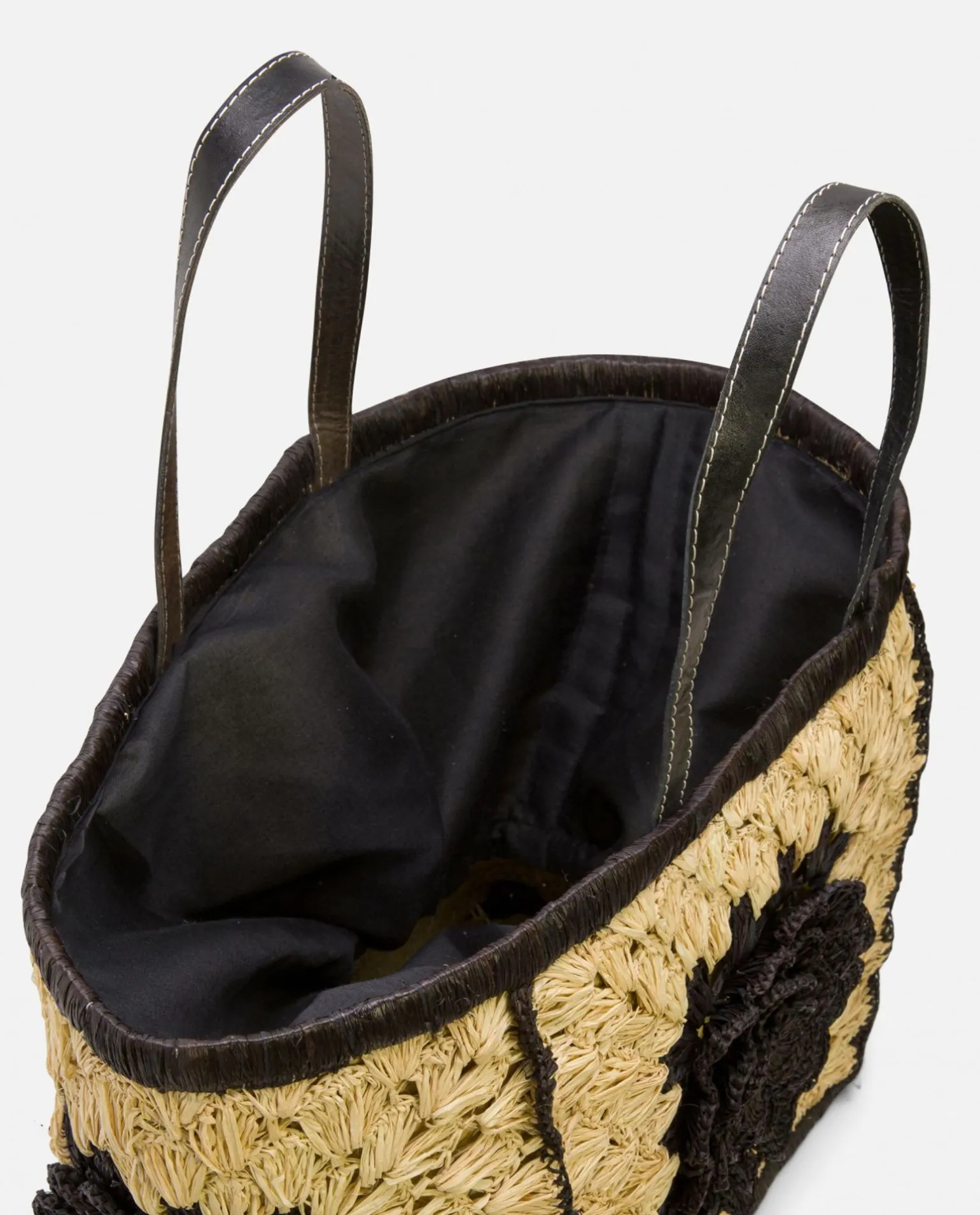 Maxicapazo Bordado Rafia Negro