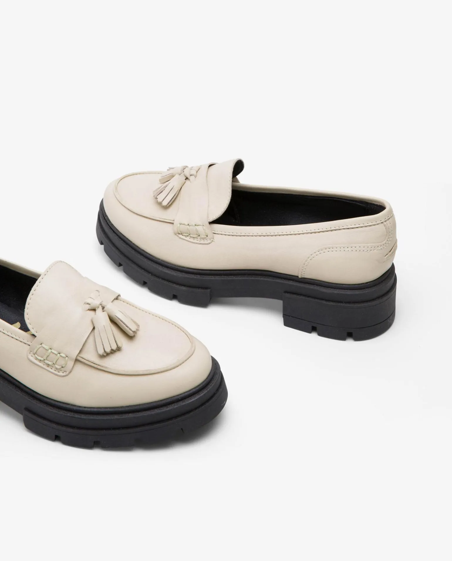 Mocasin Borla Napa Beig