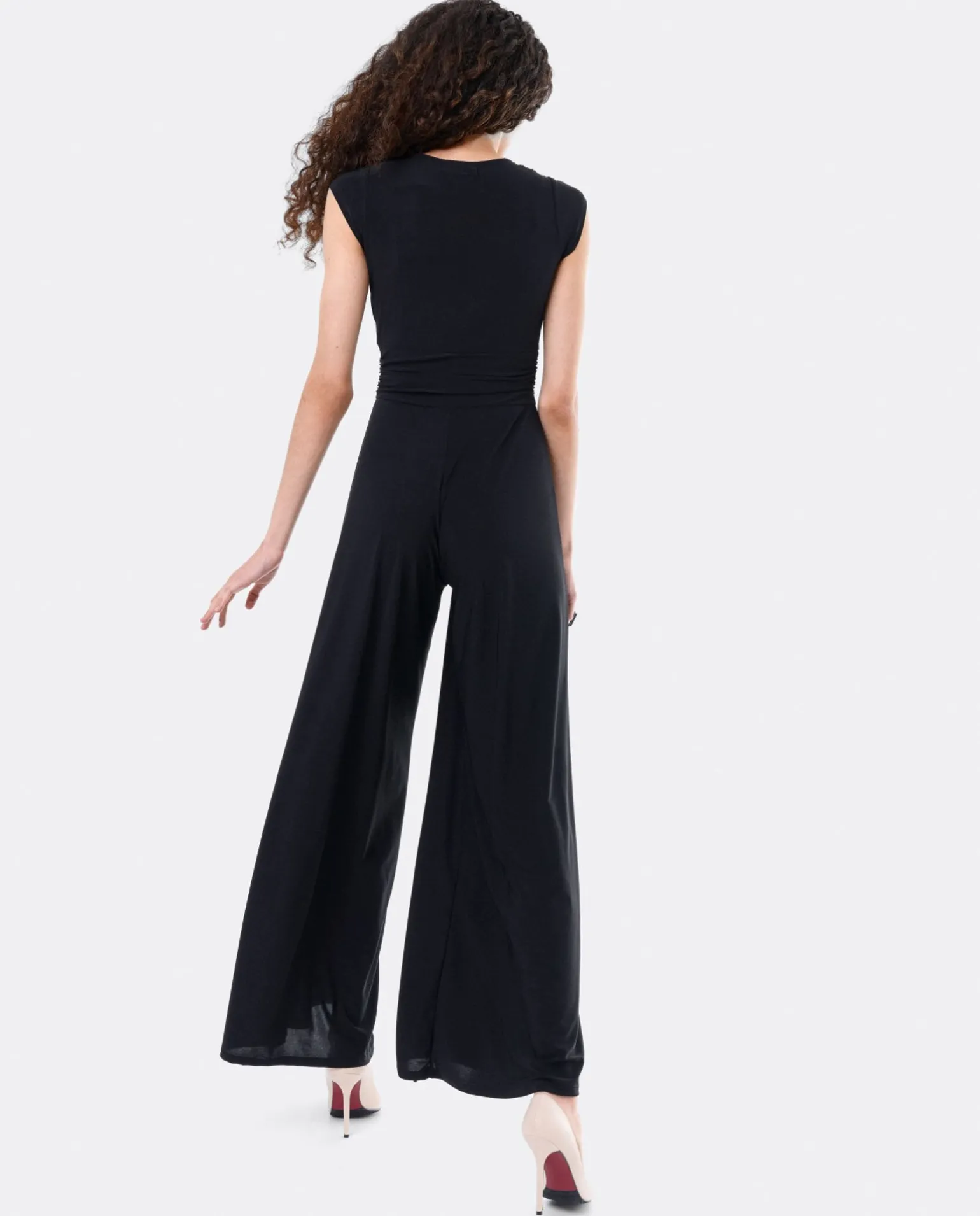 Mono Nudo M/C Punto Circular Negro