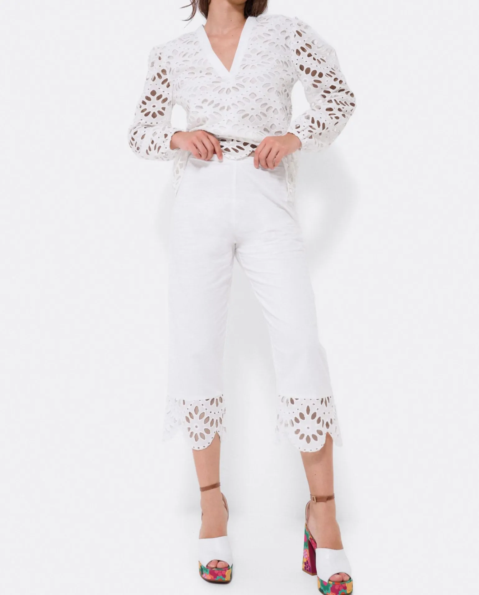 Pantalon Bajo Guipur Algodon Blanco