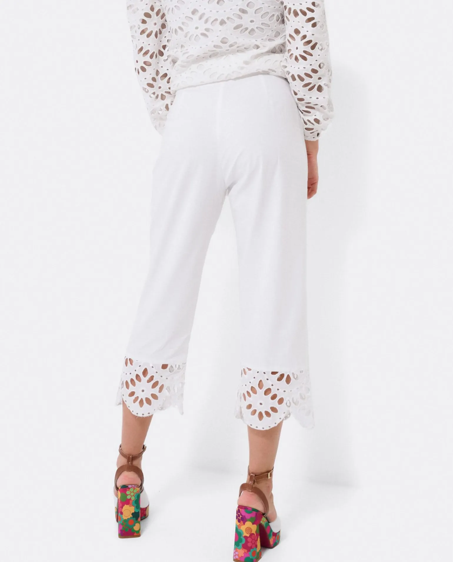 Pantalon Bajo Guipur Algodon Blanco
