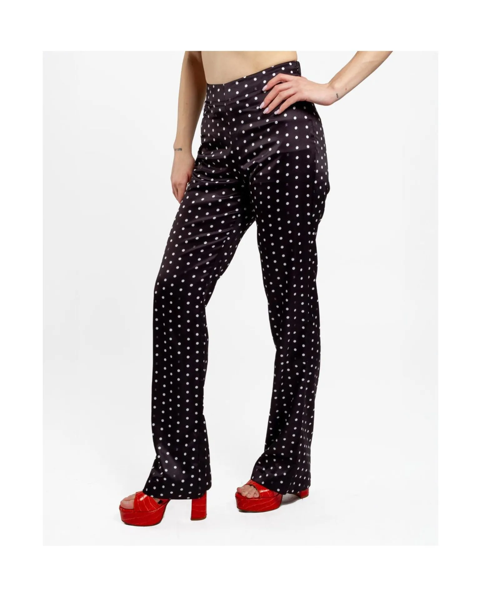 Pantalon Recto Saten Lunares Blanco Negro