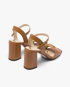 Sandalia Logo Piel Cuero