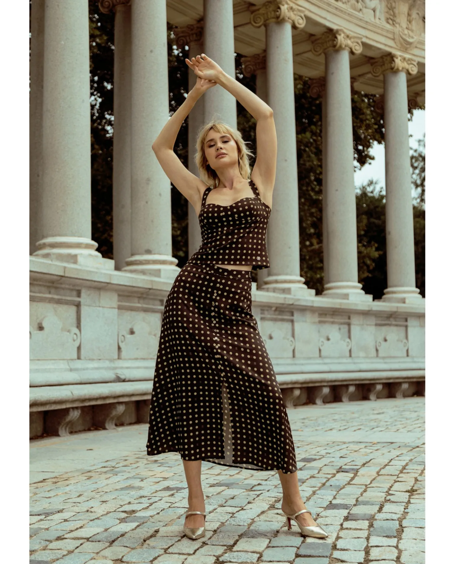 Top Corse Crep Lunares Marron