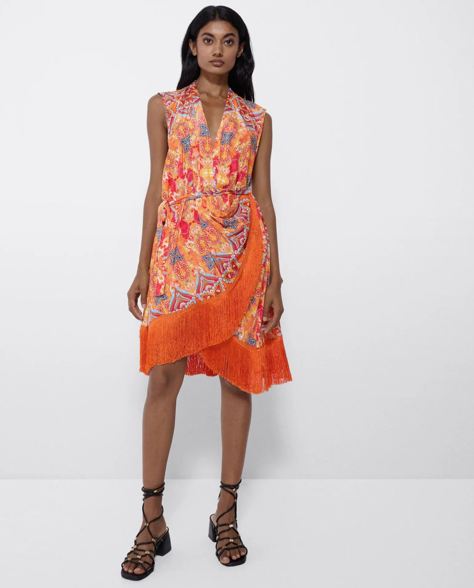 Vestido Kimono Saten Estampado Cachemiras