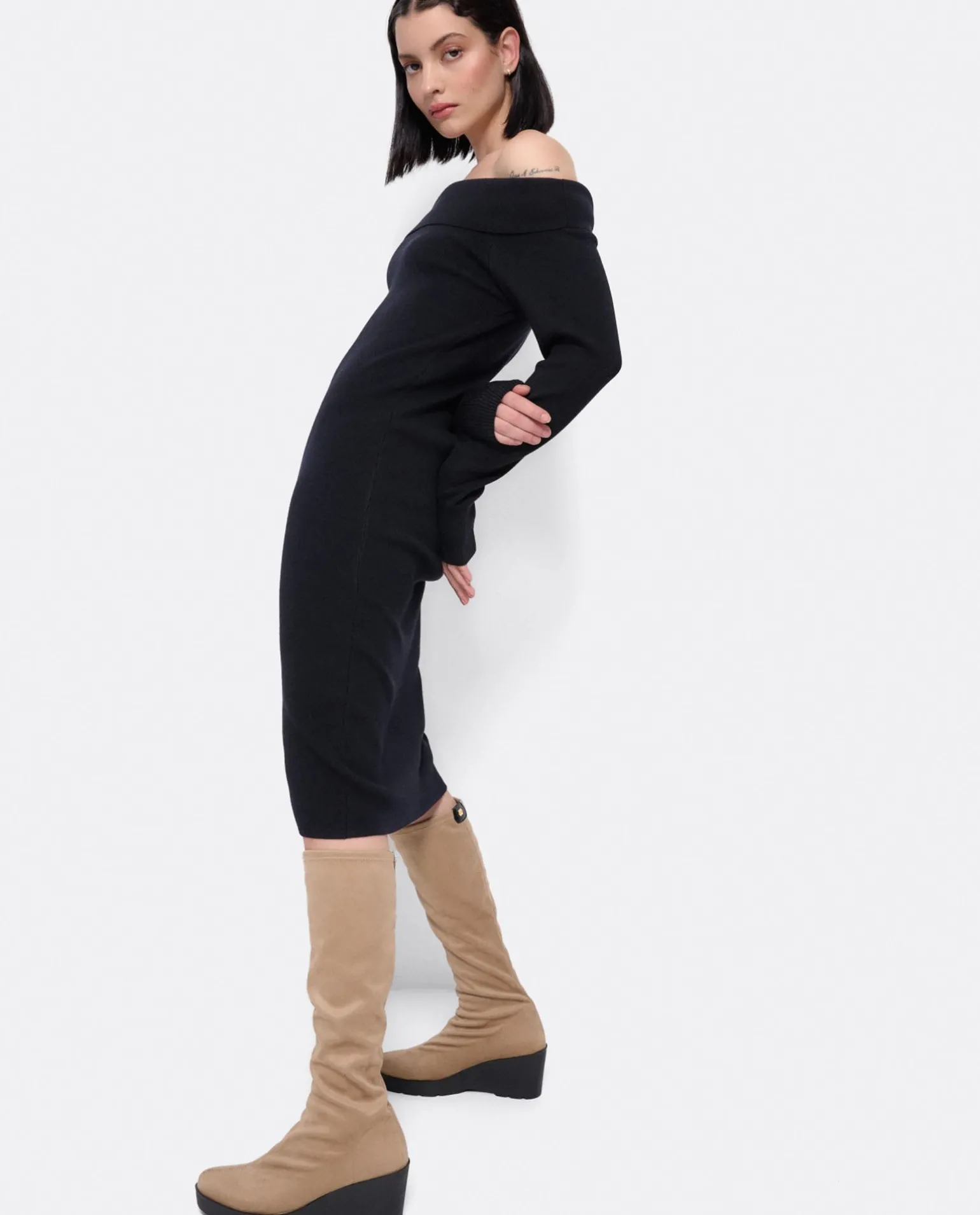 Vestido Midi Escote Drapeado Punto Negro