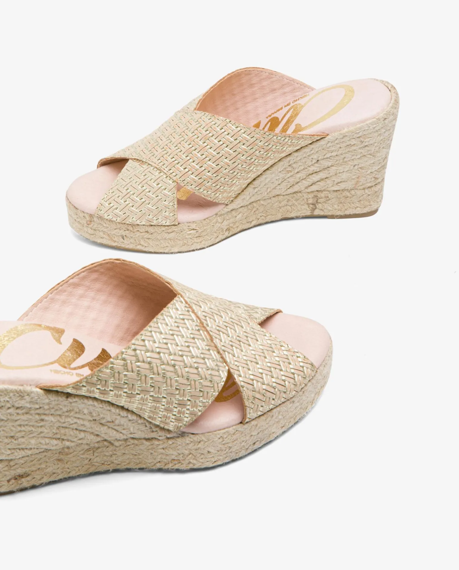 Zueco Tiras Alto Trenzado Oro